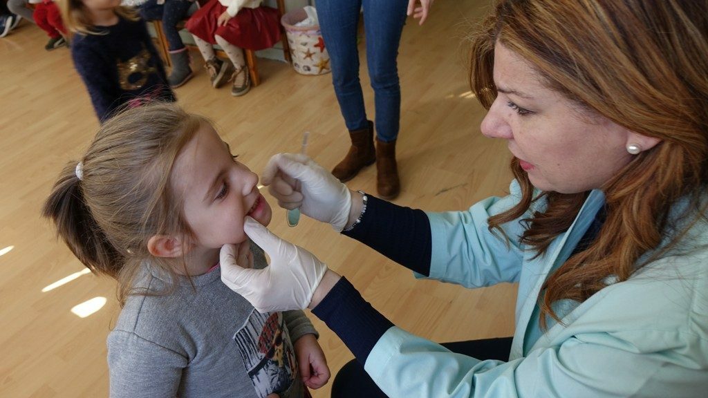 Oδοντιατρικός  έλεγχος στον Βρεφονηπιακό Σταθμό στη Μητρ. Δημητριάδος