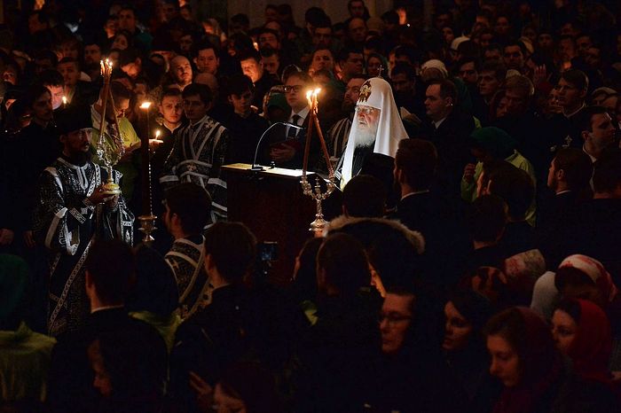 В четверг первой седмицы Великого поста Святейший Патриарх Кирилл совершил повечерие с чтением Великого канона прп. Андрея Критского в Сретенском ставропигиальном монастыре