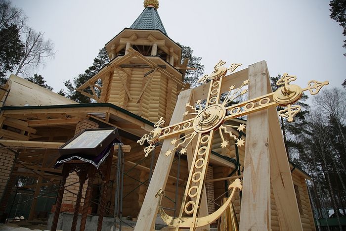CROSS BLESSED AND ERECTED ON RESTORED CHURCH AT ROYAL PASSION-BEARERS MONASTERY IN GANINA YAMA