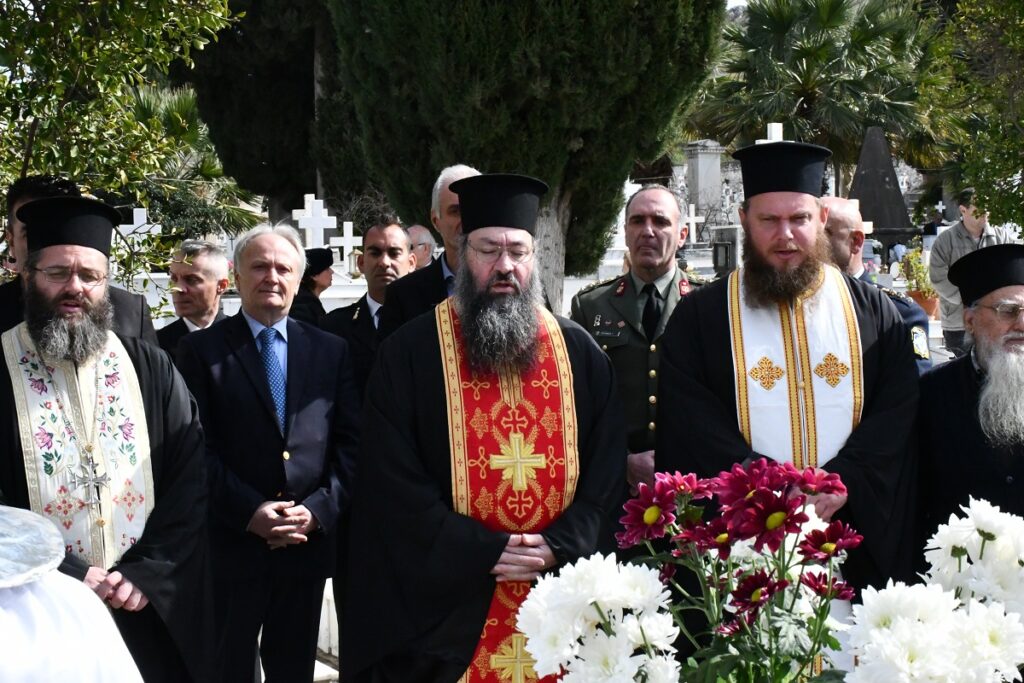 Μνημόσυνο στο Ναύπλιο για τους πεσόντες Αστυνομικούς στο βωμό του καθήκοντος