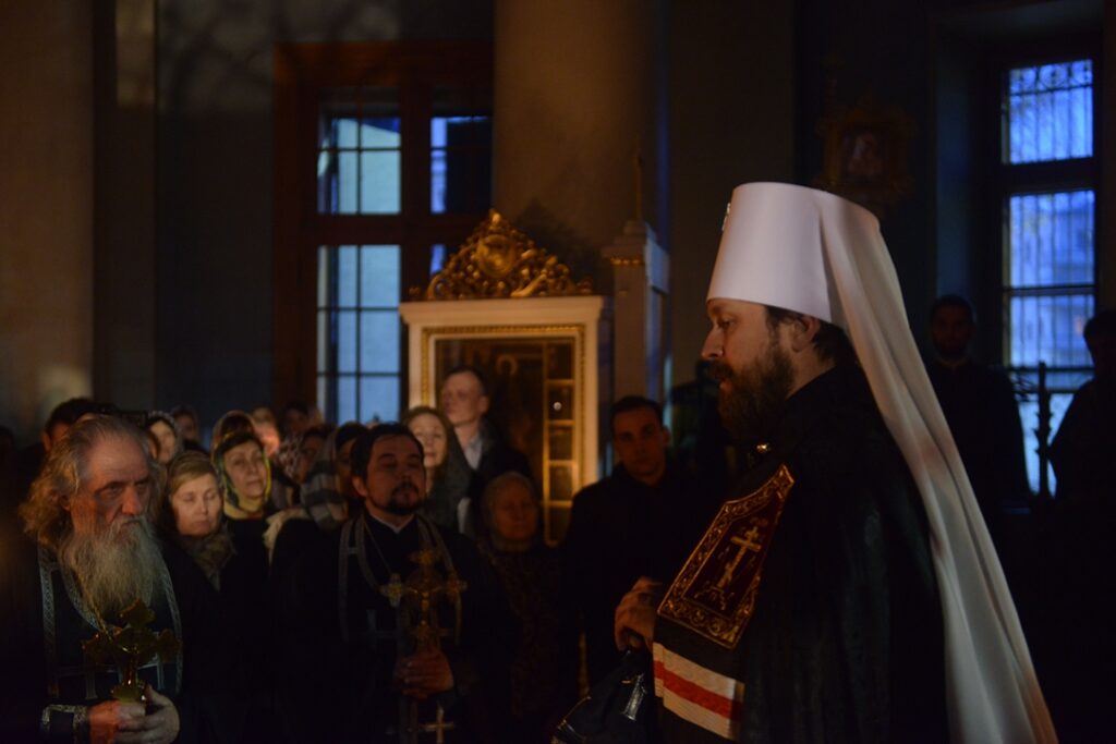 Митрополит Иларион: Путь Великого поста ведет к Светлому Христову Воскресению