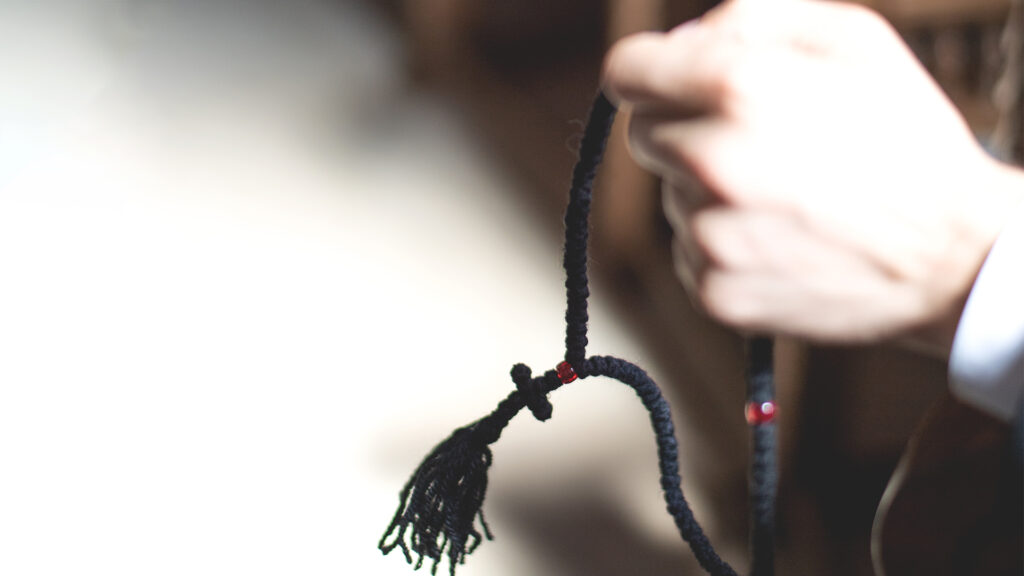 #Maitarecamoartea: Metanierul nu e accesoriu vestimentar, ci „sabie spirituală”