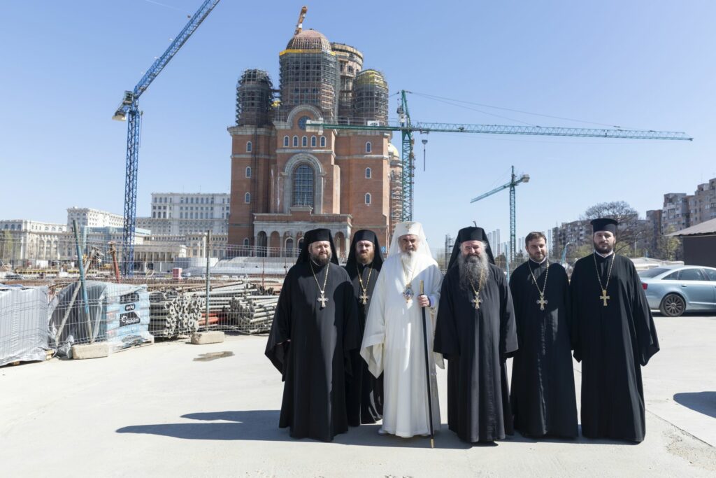 În imagini: Preafericitul Părinte Patriarh Daniel la Paraclisul CMN în a doua duminică din Postul Mare