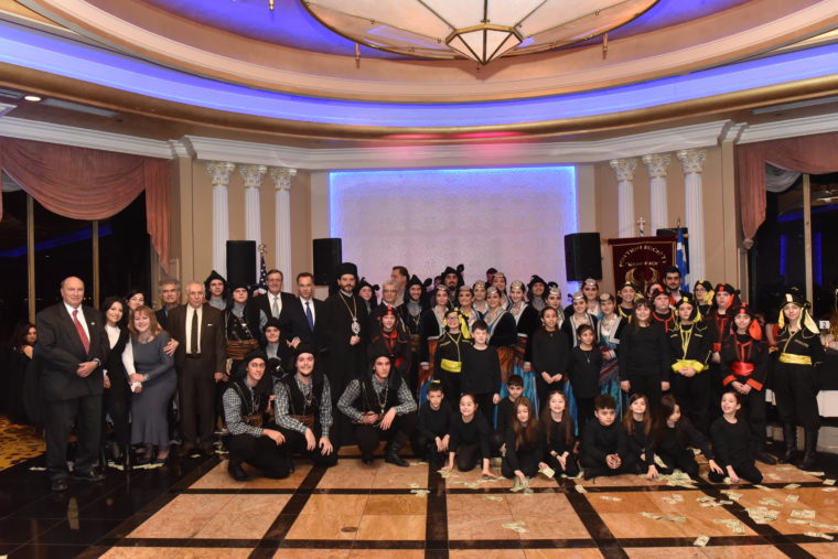 Η χοροεσπερίδα του Συλλόγου Ποντίων «Κομνηνοί» στη Νέα Υόρκη