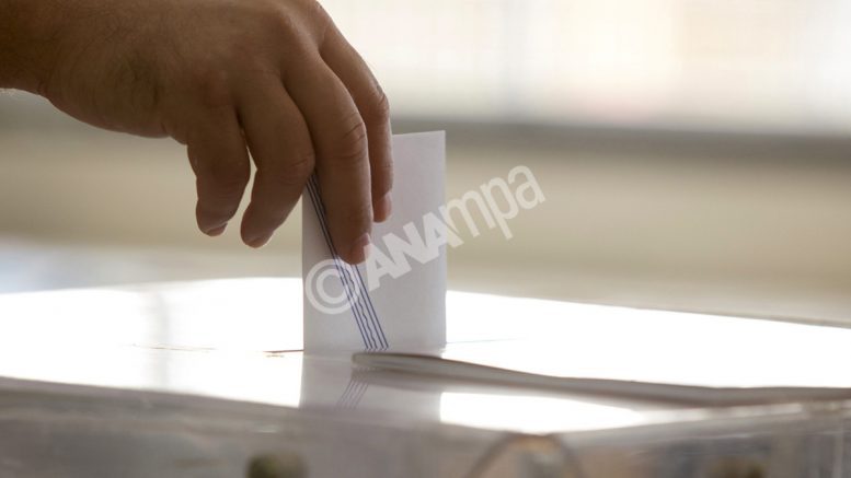 Απαγόρευση ψήφου σε 70.000 Έλληνες που ζουν στη Βρετανία;