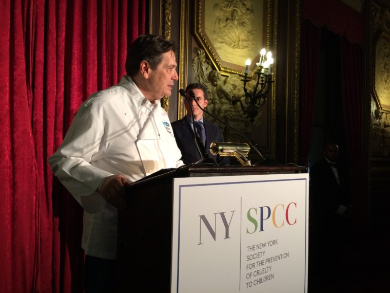 Από πένητας μετανάστης, σε μία αυτοκρατορία εστιατορίων