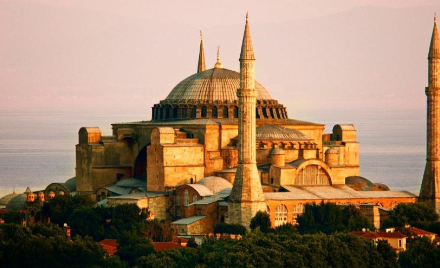 Στην ΕΕ το θέμα μετατροπής της Αγιά Σοφιάς σε τζαμί