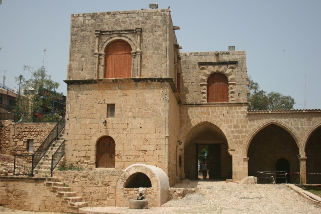 Άρχισαν οι εργασίες στην μονή της Αγίας Νάπας