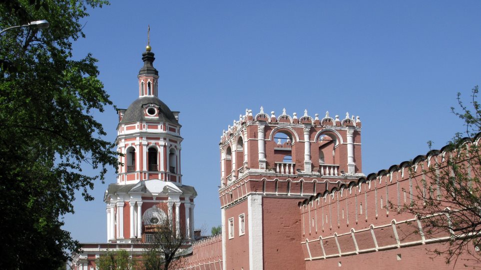 Ρωσία: Ψυχοσάββατο Στα Μνημεία Των Ελλήνων