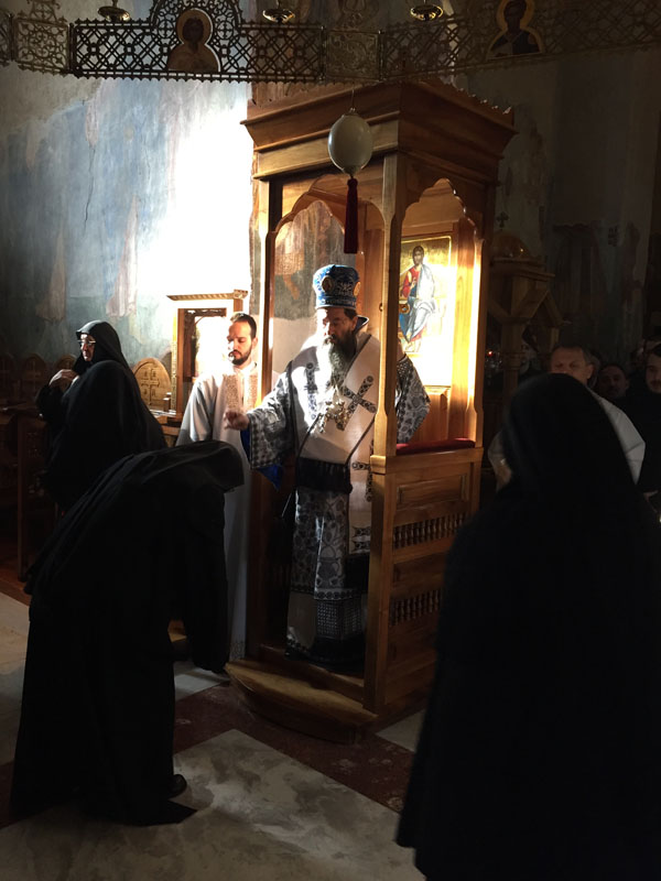 Архијерејска Литургија у манастиру Жичи