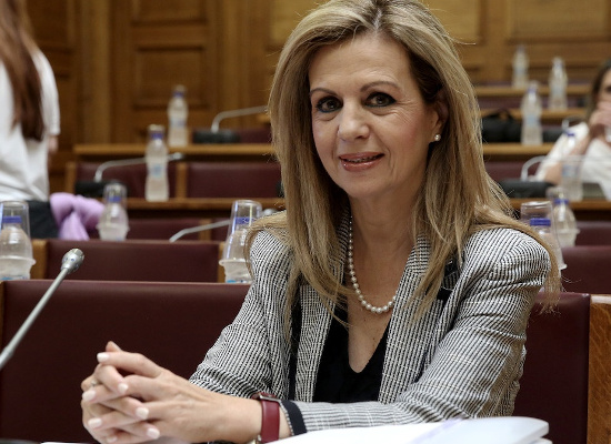 “Εκ γυναικός… πηγάζει τα κρείττω’ – διαδρομές στις αρχειακές πηγές”