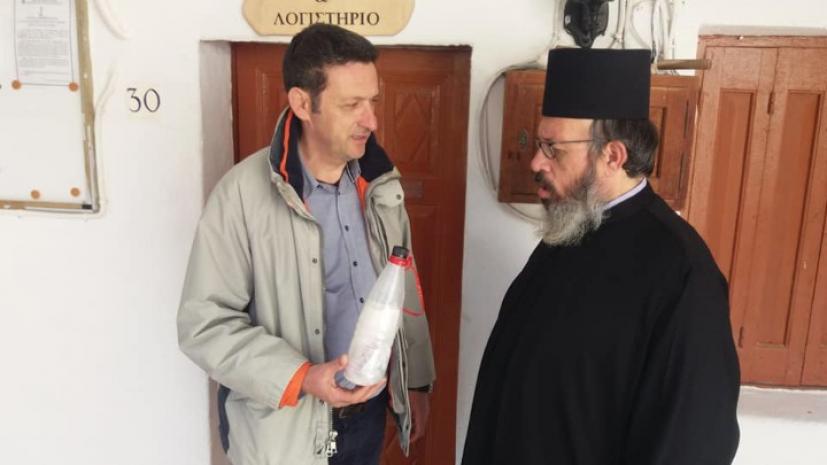 Μπουκάλι με τάμα στον Πανορμίτη «ταξίδεψε» από το Ηράκλειο στη Σύμη