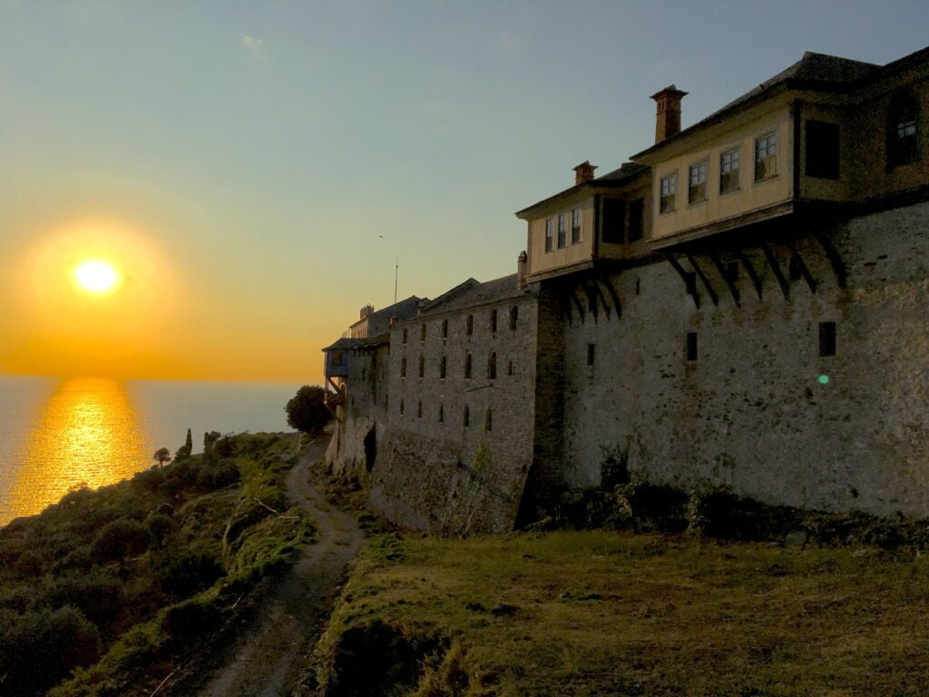 Mt. Athos extends shut-down to visitors until April 20