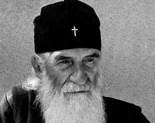 “Δεν υπάρχει τίποτε πιο φοβερό από τον άνθρωπο σ’ όλους τους κόσμους”