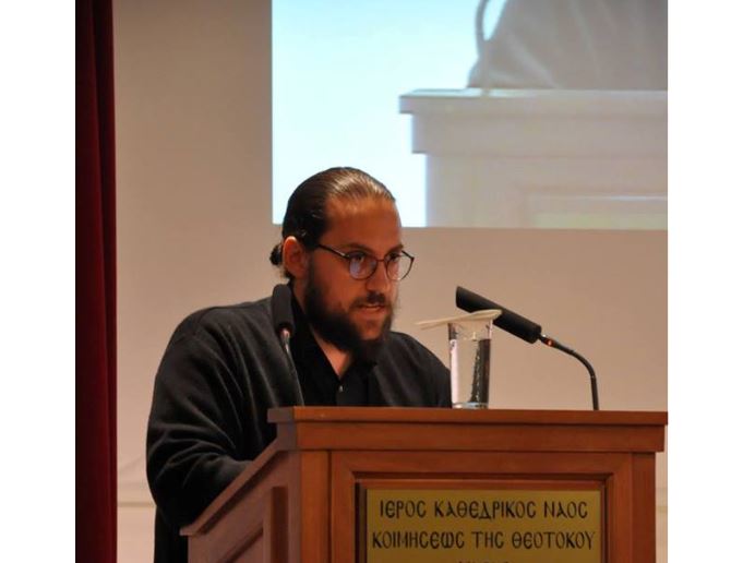 Ο θεολόγος κ. Γεώργιος Μανώλης στην Αγία Τριάδα Χολαργού