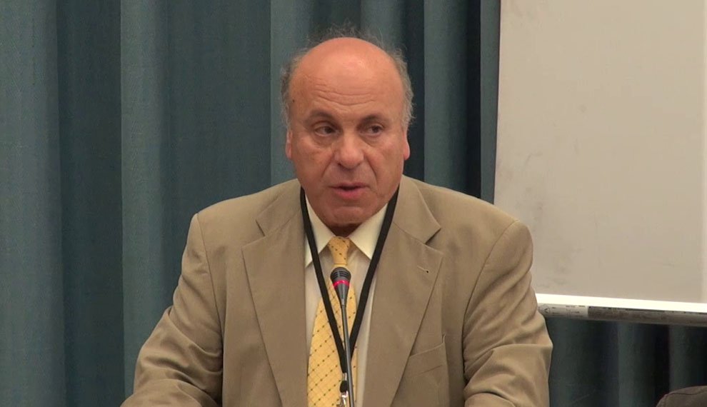 Απόστολος Νικολαΐδης: «Μπορεί ο χριστιανός να συμβουλεύεται τα άστρα;»