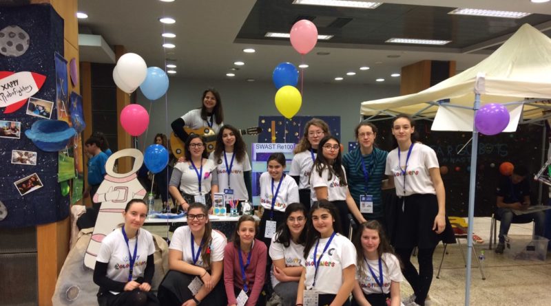 ΡΟΜΠΟΤΙΚΗ: Οι Χαρούμενες Αγωνίστριες στον Τελικό