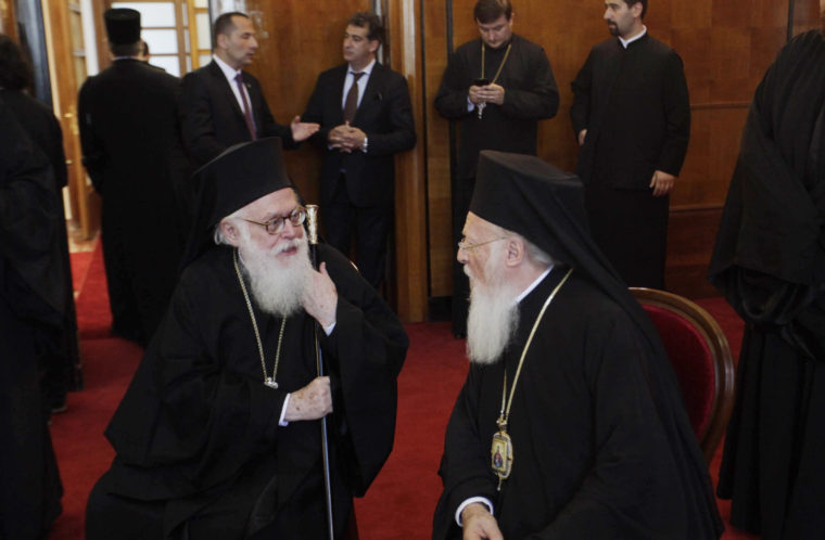 Ο Αρχιεπ. Αλβανίας ξεκαθαρίζει ότι σε περίπτωση σχίσματος η Εκκλησία της Αλβανίας θα παραμείνει σταθερά δίπλα στο Οικουμενικό Πατριαρχείο.
