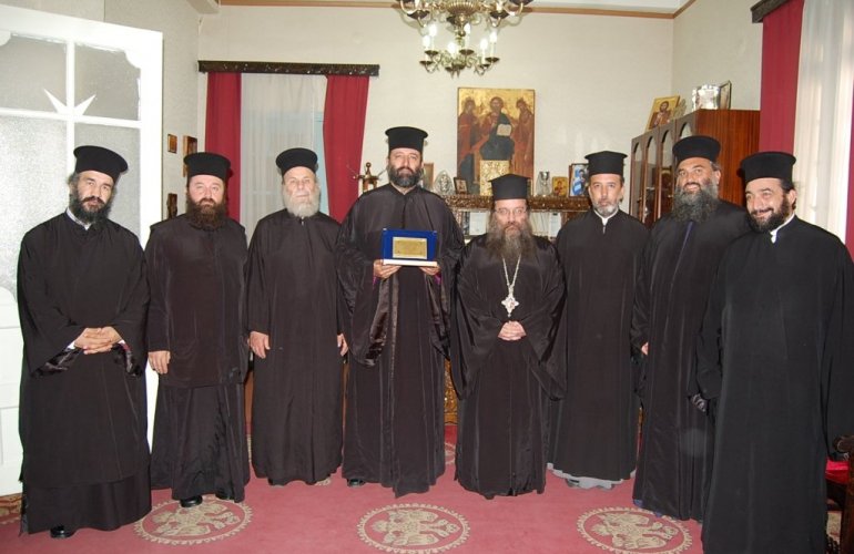 Κληρικοί Χίου: “Αμετακίνητοι στις κόκκινες γραμμές”