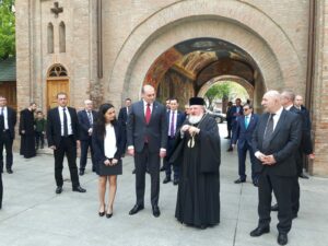 Georgian PM visits historic Bucharest monastery