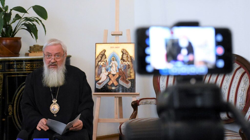 În mesajul pastoral de Paști, Mitropolitul Clujului își exprimă din nou îngrijorarea pentru satul românesc