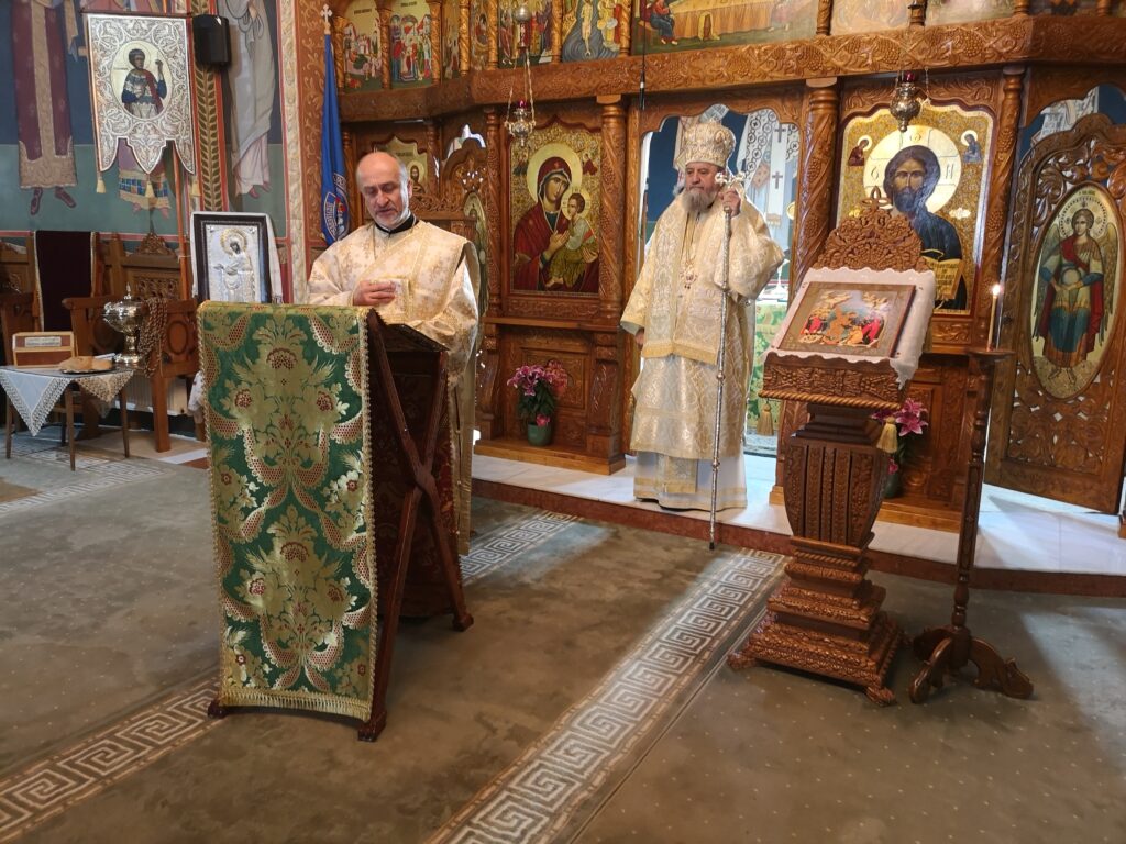 Mitropolitul Laurențiu: Rugăciunea și postul întăresc credința noastră