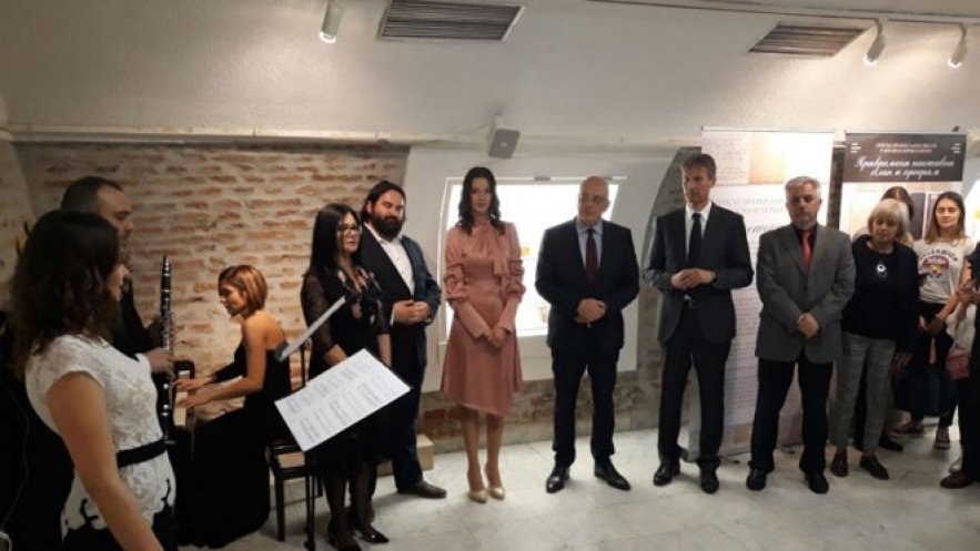 Отворена изложба “Српске православне школе у БиХ”