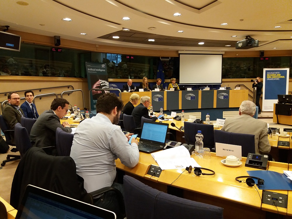 Ηθικές ανησυχίες για την τεχνητή νοημοσύνη στην Ευρωβουλή