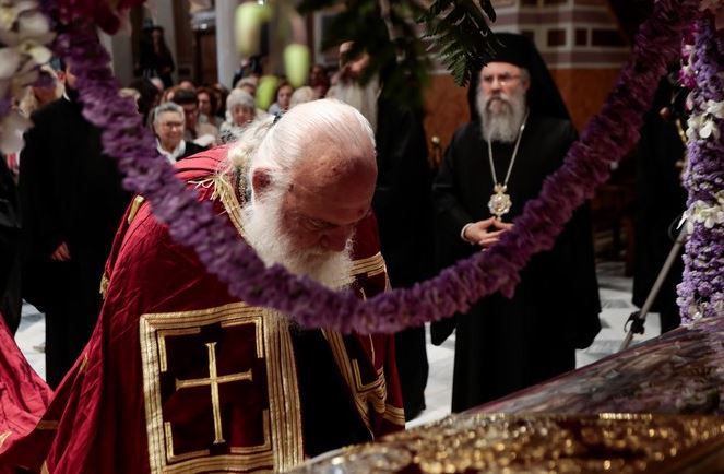Αρχιεπ. Αθηνών: Να προχωρήσουμε από την επιφάνεια στο βάθος