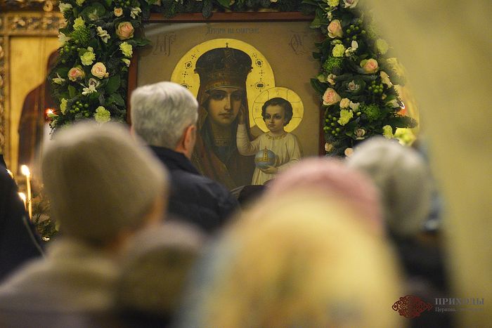 В МОСКВУ ИЗ КИЕВА НА МЕСЯЦ ПРИБЫВАЕТ ЧУДОТВОРНАЯ ИКОНА «ПРИЗРИ НА СМИРЕНИЕ»