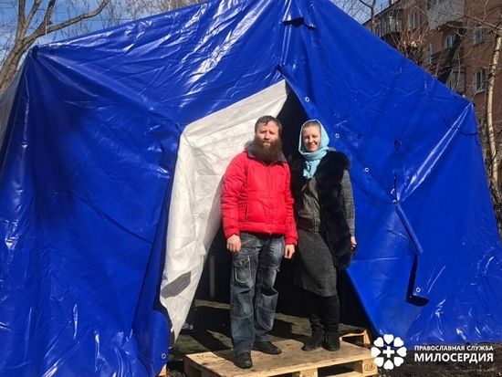 Θερμαινόμενη σκηνή για τους αστέγους στο Αικατερίνμπουργκ