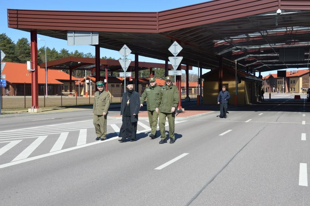 Σε συνοριακό φυλάκιο ο Επίσκοπος Χαϊνόφκα