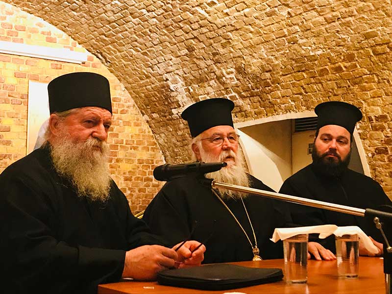 Ο Γέρων Μάξιμος ομίλησε προς ιερείς της Κέρκυρας (φώτο)