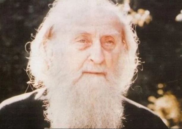 Γέροντας Σωφρόνιος του Έσσεξ: “Προσευχή κατά τη χαραυγή”