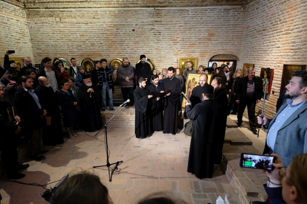 Expoziţia de icoane Anastasis a fost vernisată la Mogoşoaia în prezenţa PS Varlaam Ploieşteanul