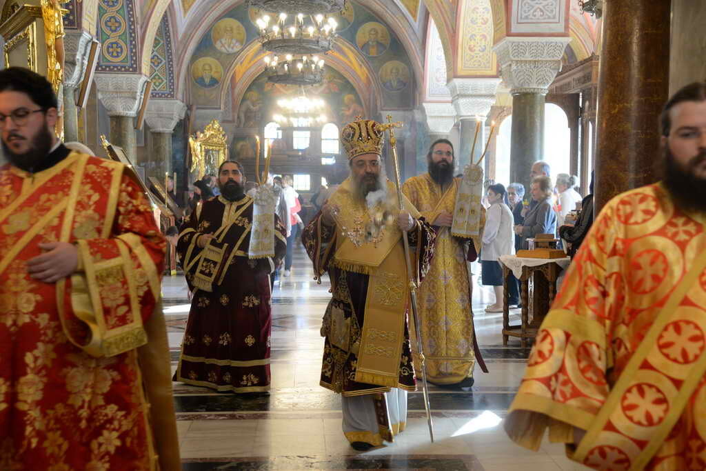 Μητρ. Πατρών: “Ανάσταση σημαίνει χαρά, αγάπη και ελπίδα”