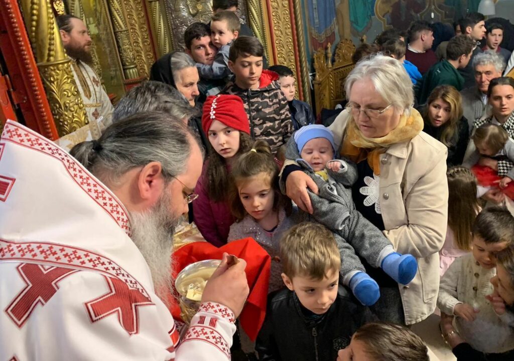 Să nu fim ipocriţi când vorbim de credinţă, sfătuieşte Episcopul Ignatie