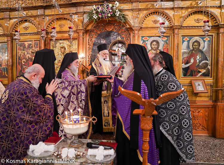 Αρχιερατικό Ευχέλαιο ενώπιον του Ιερού Λειψάνου της Χειρός της Αγίας Μαρίας της Μαγδαληνής