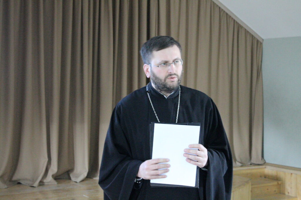 საინფორმაციო შეხვედრა წმიდა ექვთიმე და გიორგი მთაწმიდელების სახელობის მართლმადიდებლურ სკოლაში