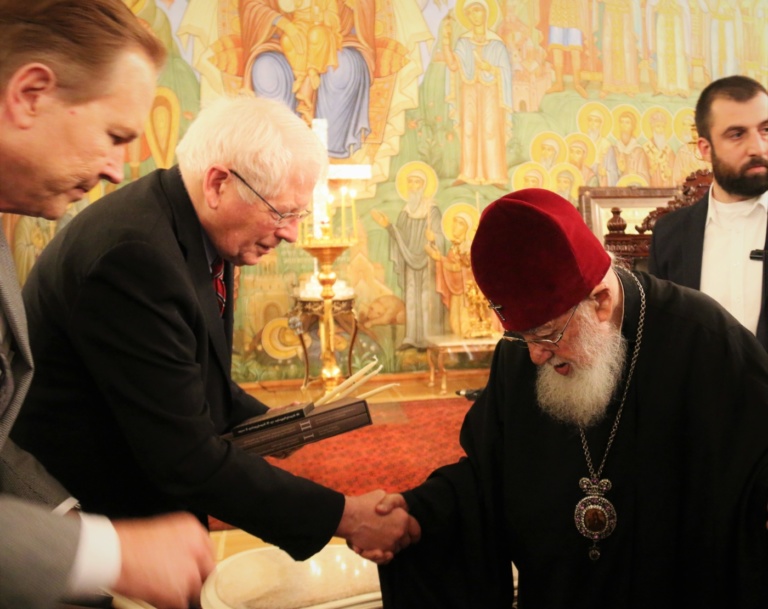 სრულიად საქართველოს კათოლიკოს-პატრიარქი აშშ-ს კონგრესმენთა დელეგაციის ხელმძღვანელებს შეხვდა