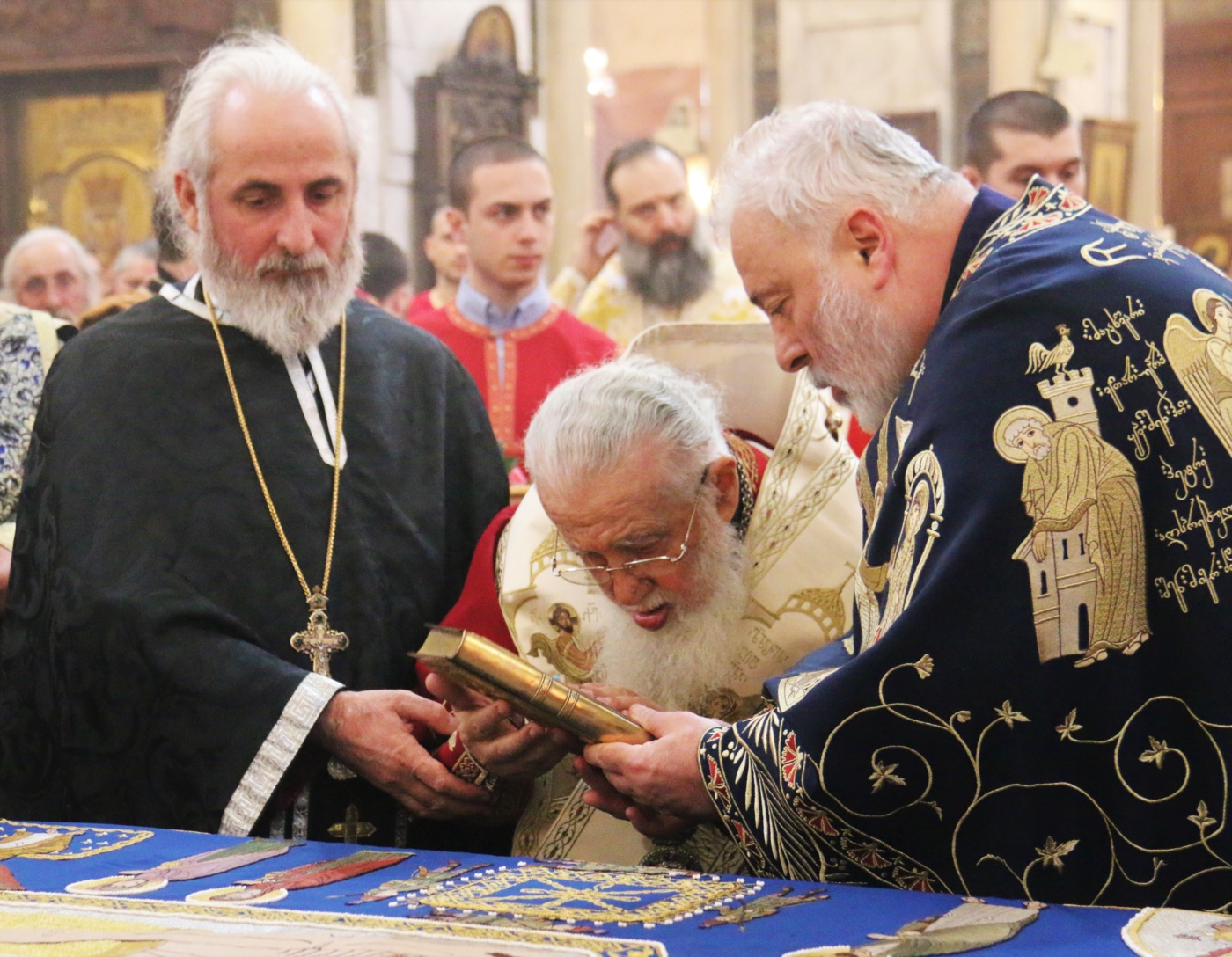Georgia: Symbolic ritual of removal of Jesus Christ’ body from the ...