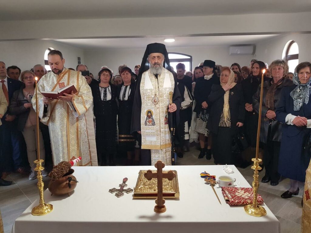 Arhiepiscopul Irineu a binecuvântat capela mortuară din parohia Balomir