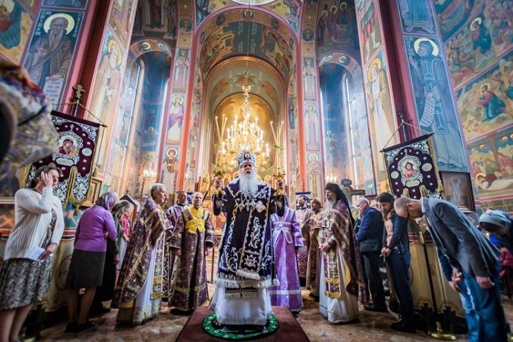 Metropolitan Tikhon marks anniversary at St. Nicholas Cathedral
