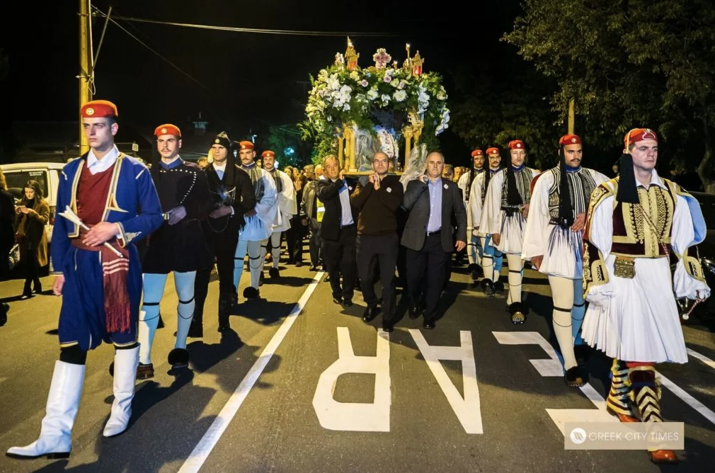 In a world first, Evzones stand guard at the Epitaphio in Adelaide