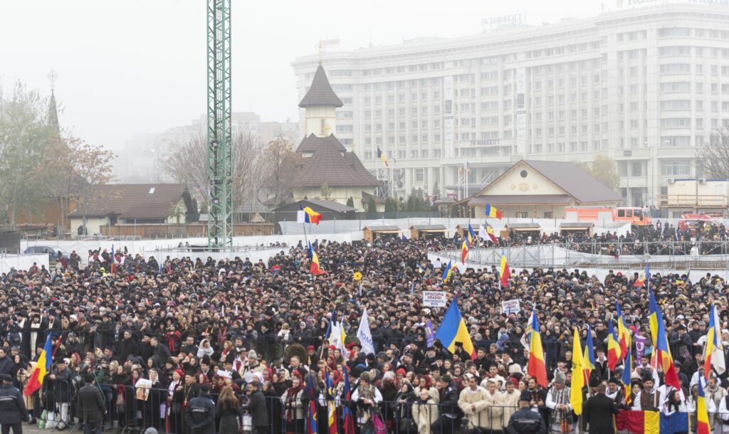 National Cathedral consecration attendance statistics