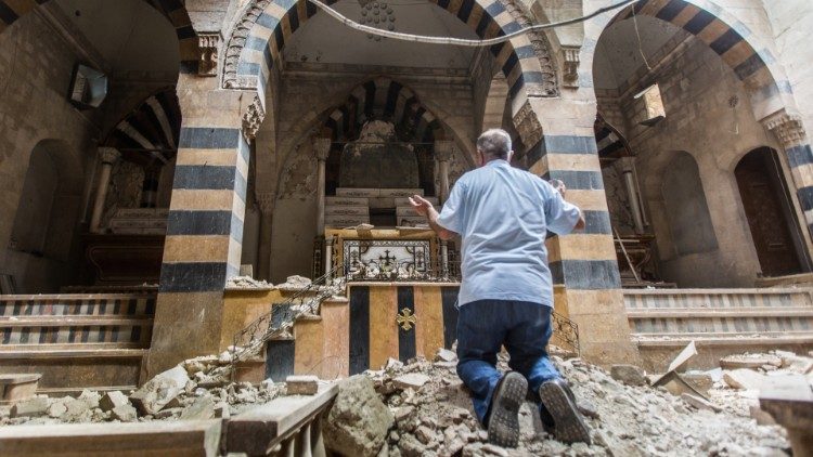 Pew Center: Christians the most persecuted group worldwide