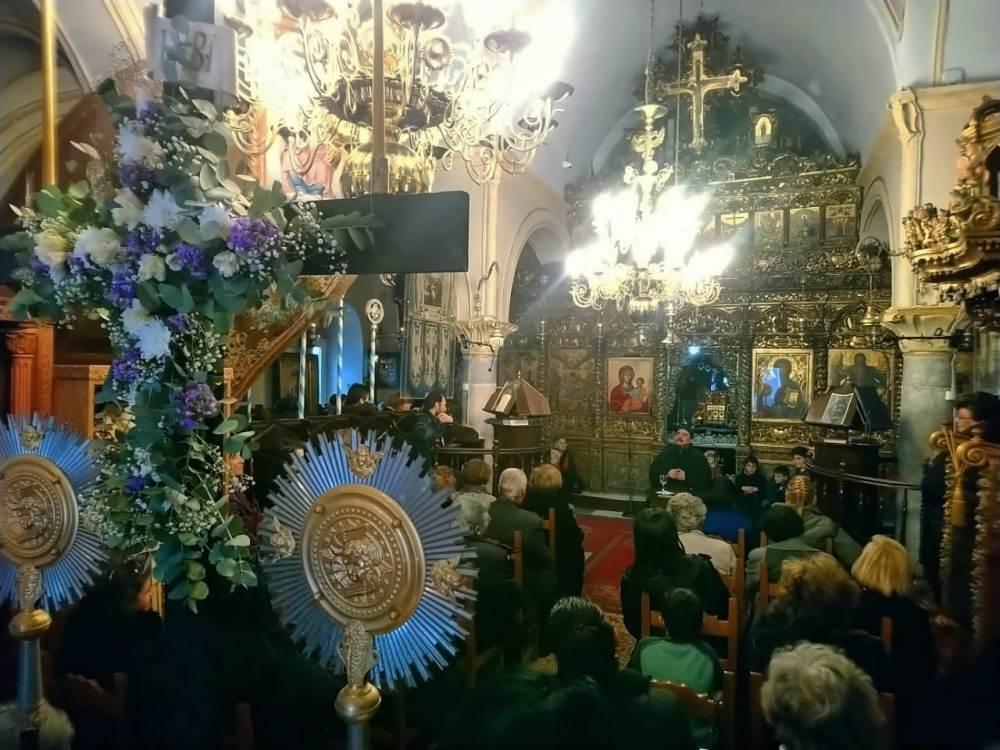 Ι.Μ. Σύρου: Η δύναμη του καλού λόγου