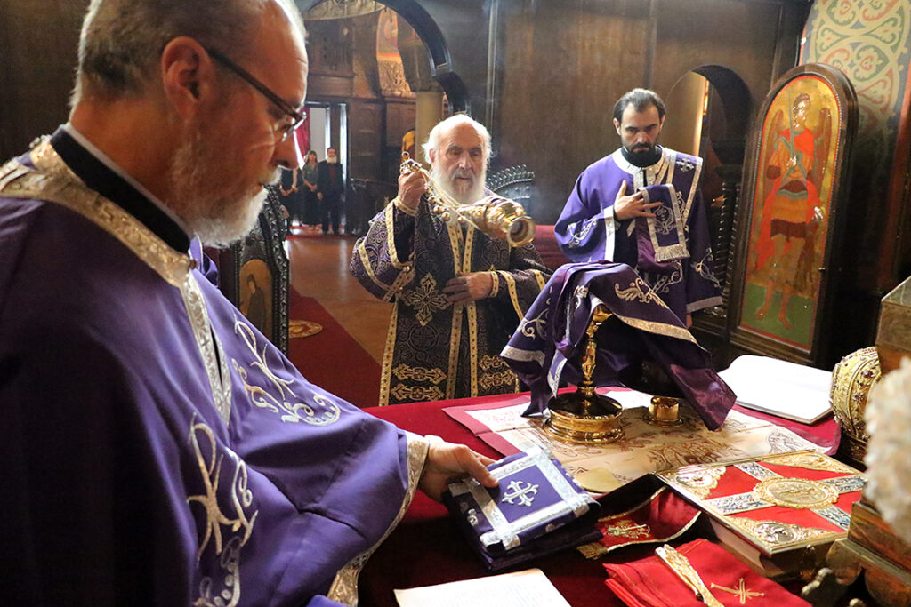 Литургијско сабрање у капели Патријаршије српске