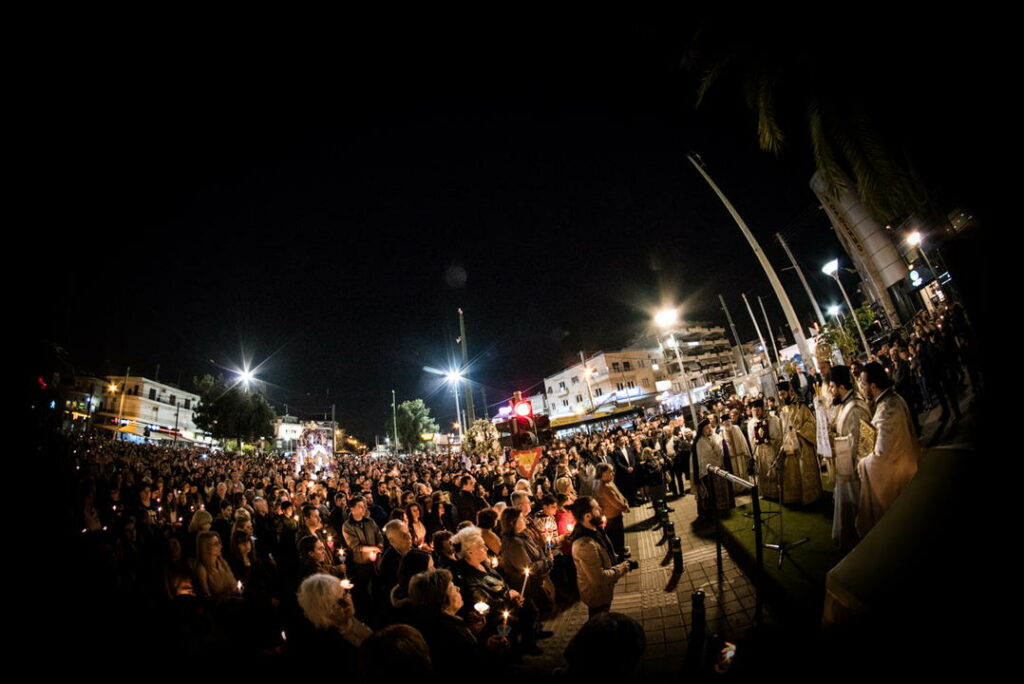 Πένθιμα εμβατήρια στη Νέα Φιλαδέλφεια