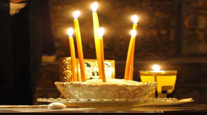 Tι συμβολίζουν τα επτά κεριά του Ευχελαίου